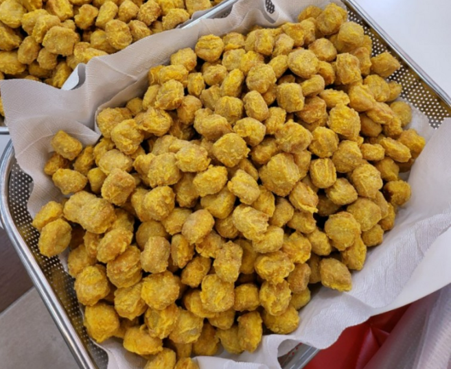 한입 가득 바삭한 국내산 닭고기 콜팝 팝콘치킨 총2kg 대용량 어린이간식, 2개, 1kg