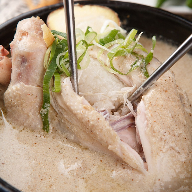 [#뱌뱌별상점] 맛집 삼계탕 특별비법 깔끔한 국물 보양식 백숙 초복 말복 중복 삼계탕맛집 인생삼계탕, 1.3kg, 2개