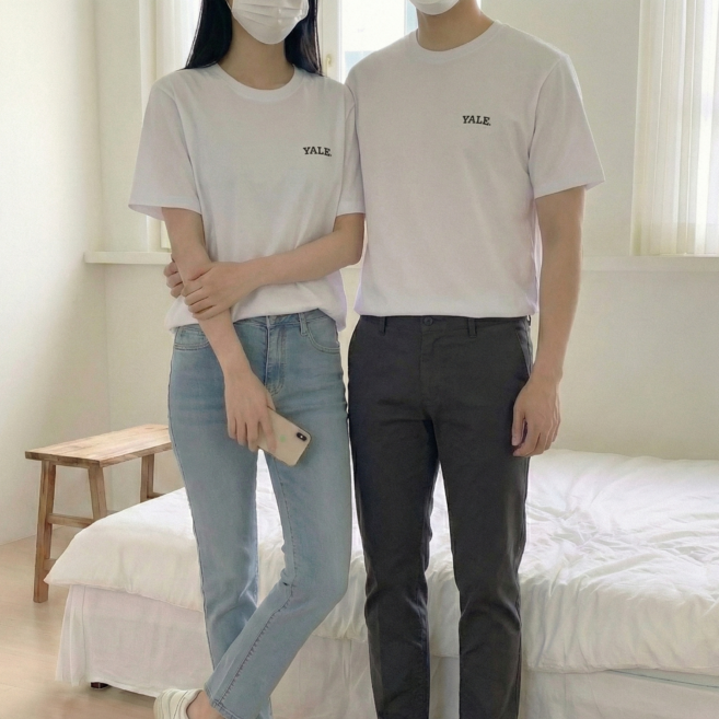 [국내매장판] 예일 YALE 16수 코마사 스몰로고 아치 반팔 티셔츠 화이트 반소매 루즈핏 비침 없는 기본티 + 양말증정