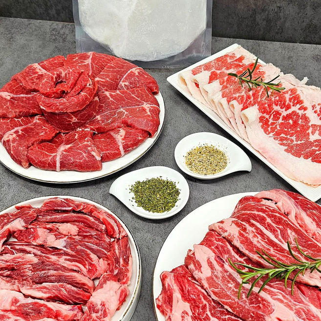가성비 가정용 선물용 실속 소고기 모듬 세트 800g 구이용 등심+부채살+갈비살+차돌박이 사골 육수(400g) 증정, 1개