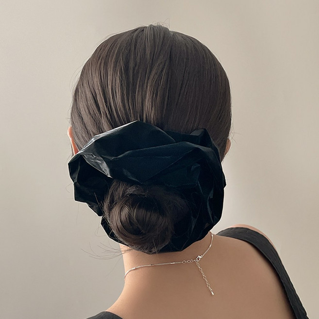 볼륨 글로시 블랙 왕곱창 헤어슈슈 빅스크런치