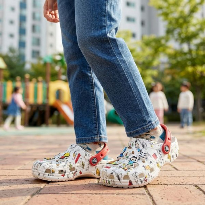 CROCS KIDS 아동 어린이 초등 스니커즈 일상화 운동화 크록스 피넛 클래식 화이트 샌들 클로그 1833