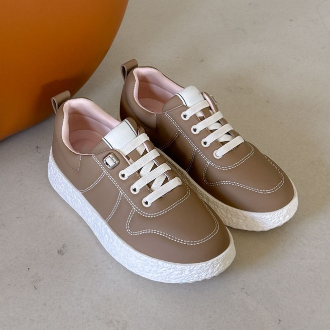 소울리 초경량 가벼운 여성 운동화 발편한 쿠션 신발 4cm