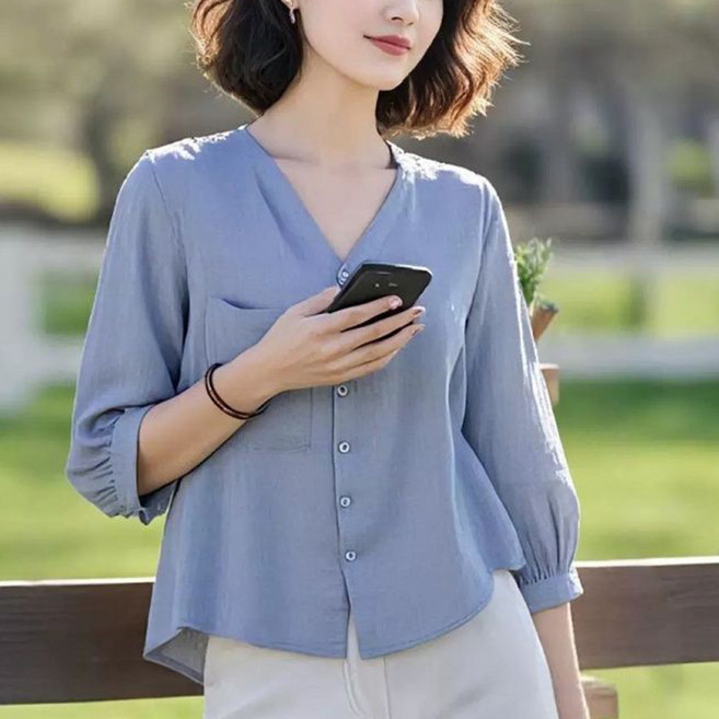 TIRA 여성 V넥 루즈핏 셔츠 단추 포켓 데일리 오피스 캐주얼 간절기 통기성 블라우스