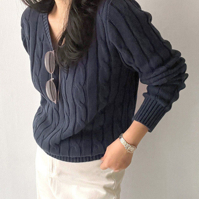 네모엔룩 브이넥케이블 여성용 클래식 스탠다드 꽈배기 짜임 코튼 면 브이넥 니트 스웨터