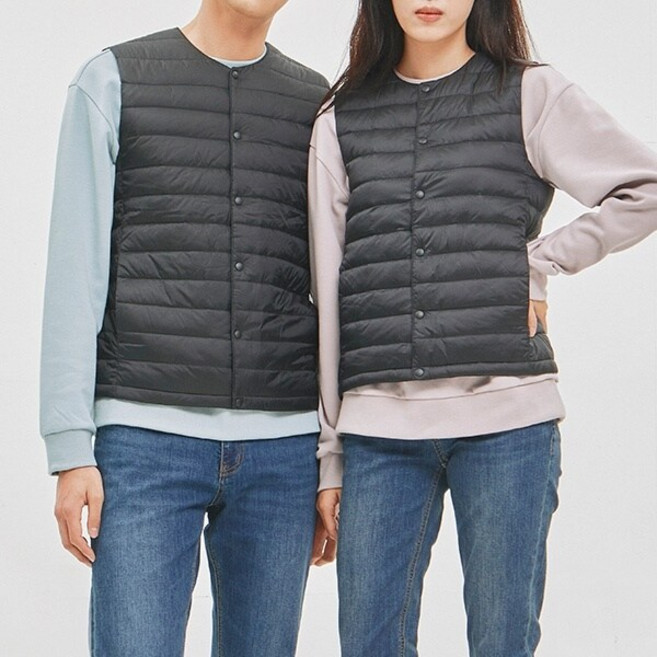 [정상가 59 000원]유니) 라운드넥 투웨이스냅 경량베스트(다운90/10)_WL4WWV91-BK