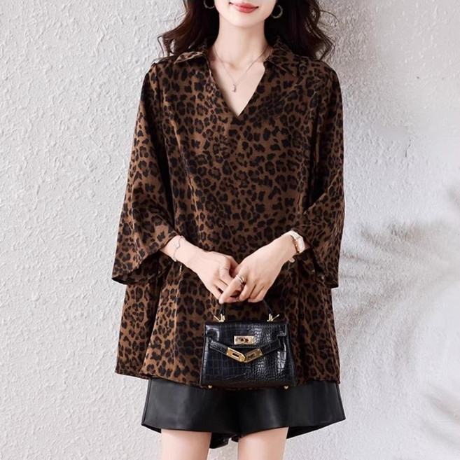 페이준 여성 봄 여름 빅사이즈 브이넥 레오파드 칠부소매 셔츠 루즈 세미 반팔 티셔츠 YJ5278
