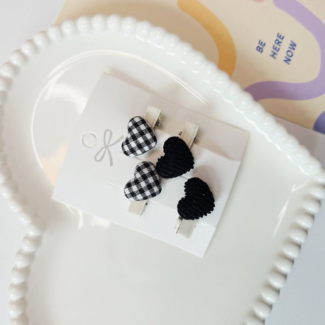 [벨롱비] 체크하트 초미니 핀 4P 아기 아이 돌 보넷 머리 삔 헤어