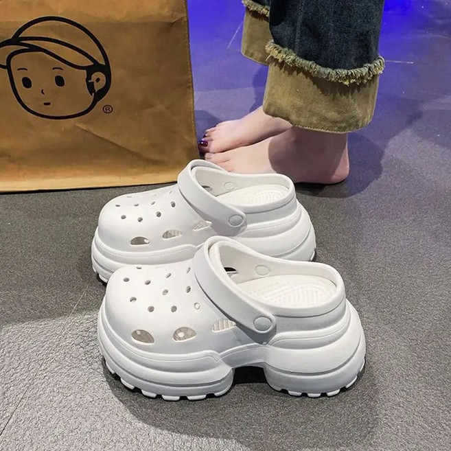 여성용 10cm 키높이 통굽 앞막힌슬리퍼 EVA 쿠션 웨지 슬리퍼 여름 샌들 실내외 겸용