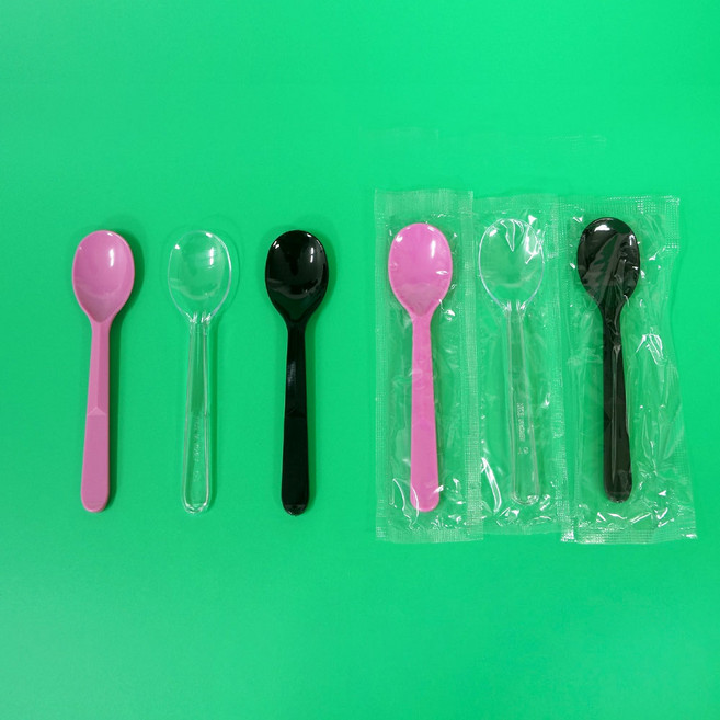 아이스크림스푼 대 (1개) 12cm / 수저 일회용 플라스틱 벌크 개별 낱개 포장 배달 캠핑 테이크아웃 용기 백색 투명 블랙 베스킨라빈스 샐러드 디저트 도시락, 블랙(1개)(벌크포장), 1개