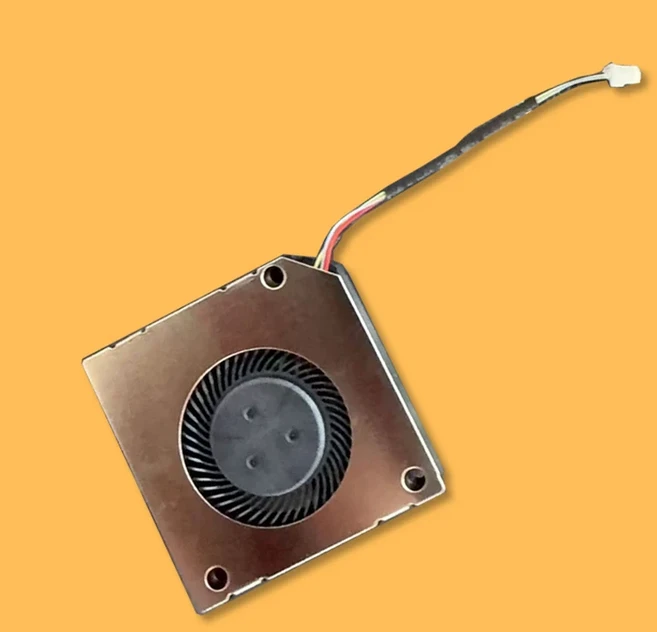 GAMEMT E5 울트라 쿨링 팬은 대규모 게임의 온도를 효과적으로 낮추는 데 사용됩니다., 01 FOR E5 ULTRA