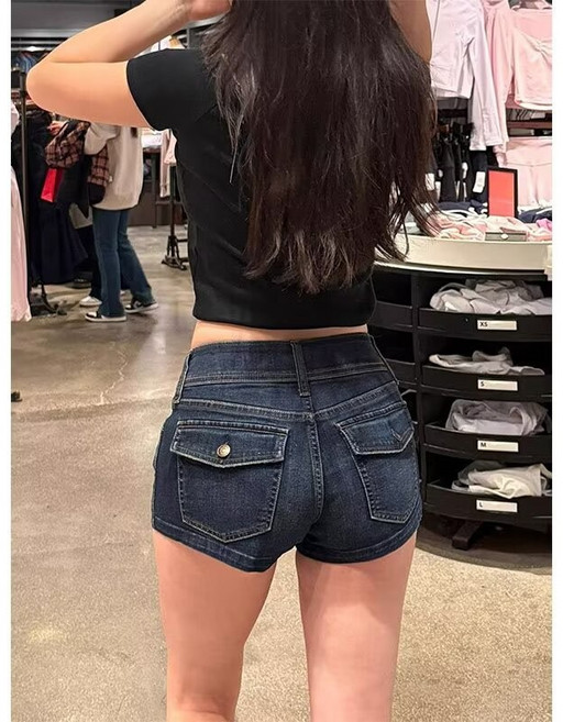 女款緊身包臀熱褲 復古低腰修身短褲