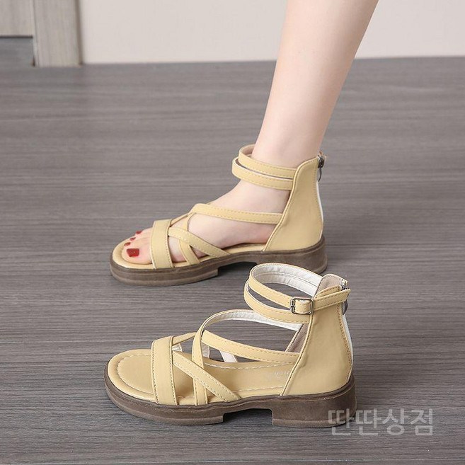 여성스트랩샌들 뒤막힘 뒤꿈치막힌 데일리 발편한 가죽 뒤막힌샌들 여성샌들