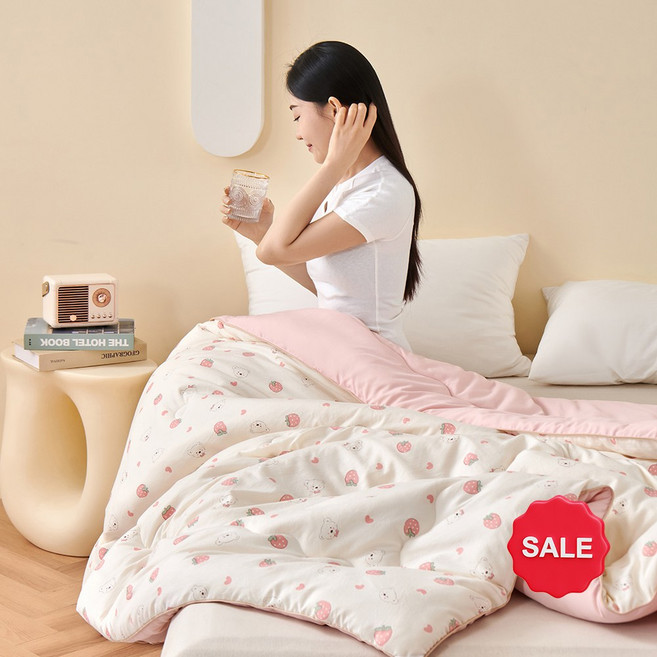 [시즌오프특가] 아이너프 부드러운 사계절 베리베어 양면 차렵이불