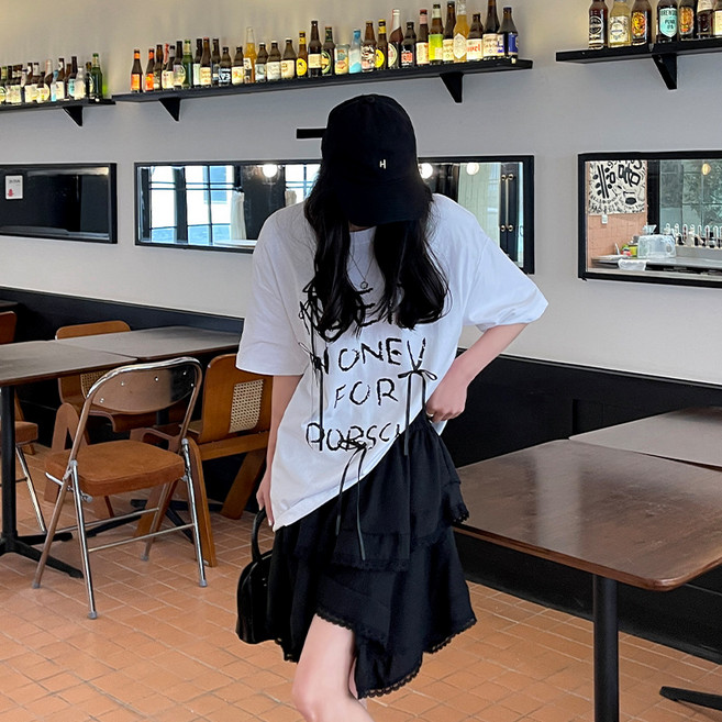 【甜辣A字】半身裙 蛋糕裙 短裙 高腰裙 蕾絲裙 不規則下襬 白色蕾絲邊 設計感小眾 夏季約會穿搭