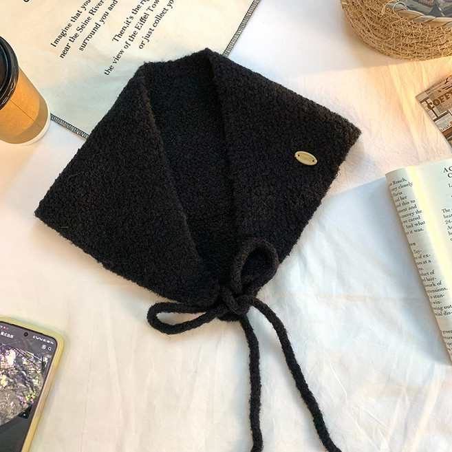 모자이코 삼각 귀도리 스카프