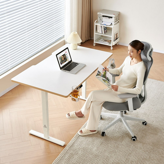 아우스 GE05 올인원 높이조절 전동 모션데스크 스탠딩책상 사무용 높낮이조절책상 컴퓨터책상 게이밍책상 가성비책상, 화이트 상판+화이트 프레임