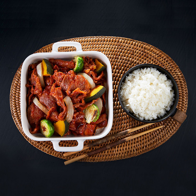 [꿀맛나는세상] 고추장 주물럭 10kg (냉동) 업소용 돼지 제육볶음 두루치기 맥적구이, 1개, 1kg