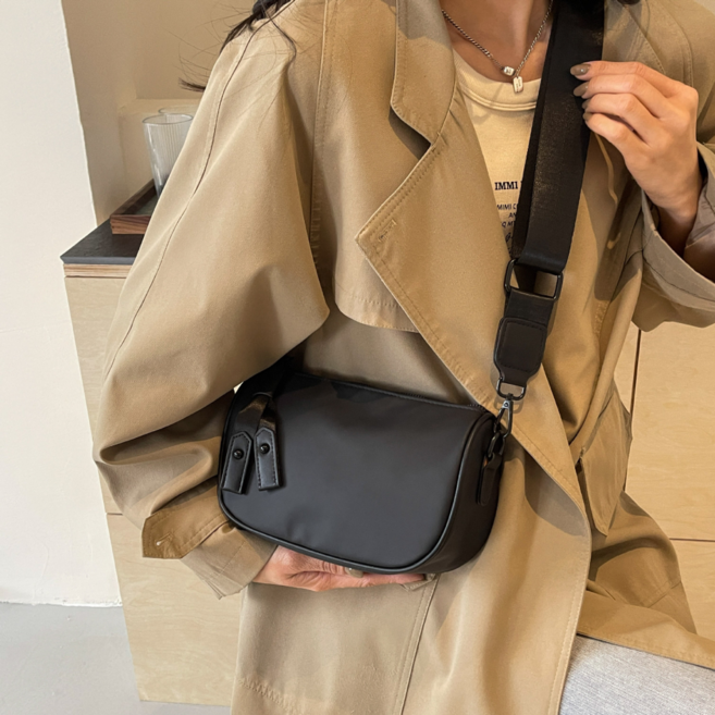 다올 다용도 데일리 여성 나일론 크로스백