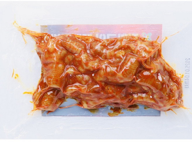 [위즈인터내셔널] 직화구이 무뼈 닭발 8팩 (팩당 150g 총 1.2kg), 8개