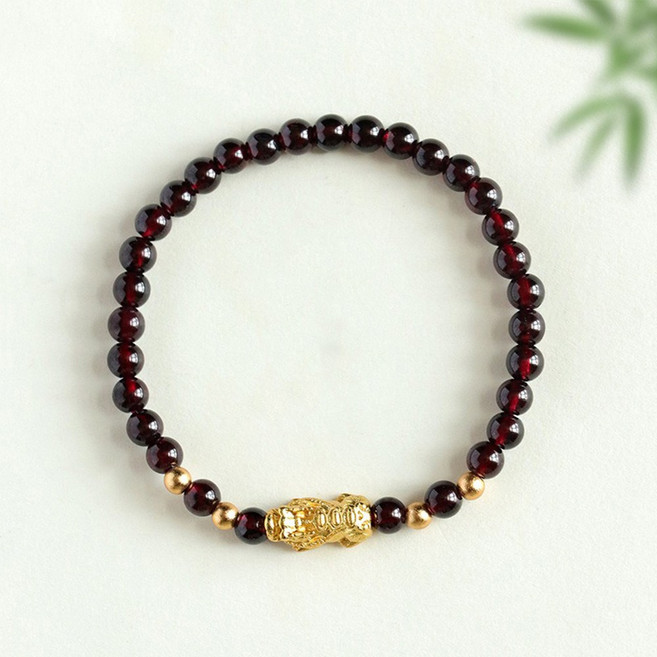 오누이디스플레이 고급스러운 레드 가넷 원석 골드 포인트 팔찌