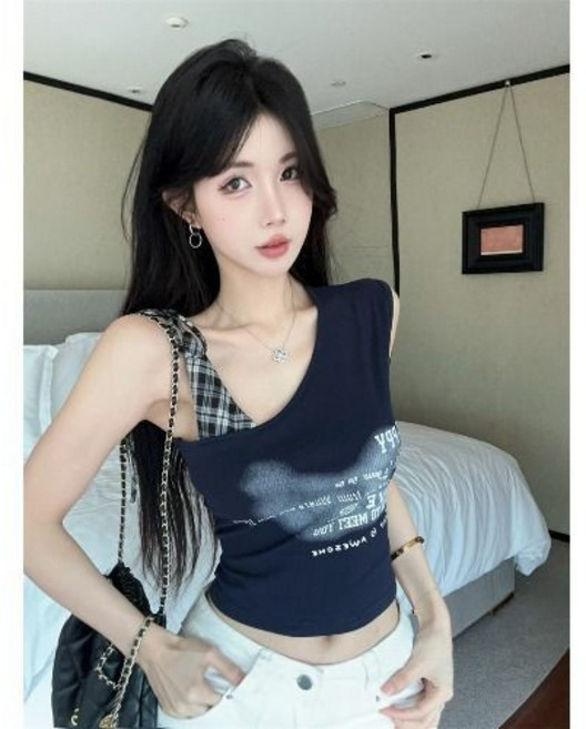 假兩件斜肩吊帶背心女夏 泰式辣妹一字肩抹胸小上衣