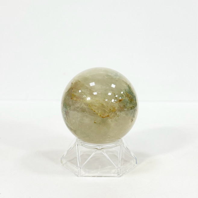 【御古齋】精選 天然 髮晶 綠髮晶 原礦水晶球 招正財 旺事業 提升貴人運 平穩情緒 風水開運擺件 附座 0526, 1個, 綠