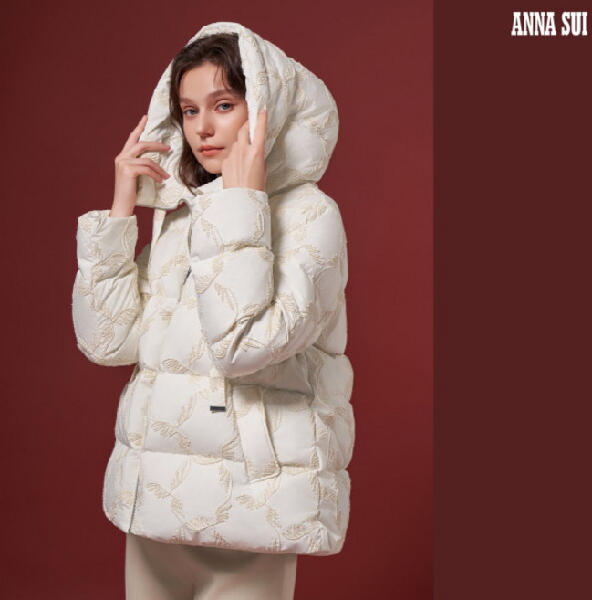 [안나수이] 메탈 자수 구스 다운