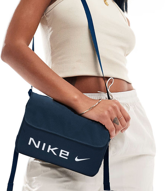 나이키 네이비 크로스백 미니백 작은 여행가방 여권가방 핸드폰백 가벼운 보조가방 데일리 학생가방 소형 메신저백