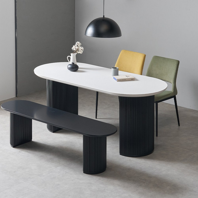 디아 세라믹 템바보드 타원형 식탁 테이블 블랙 화이트, 4인용