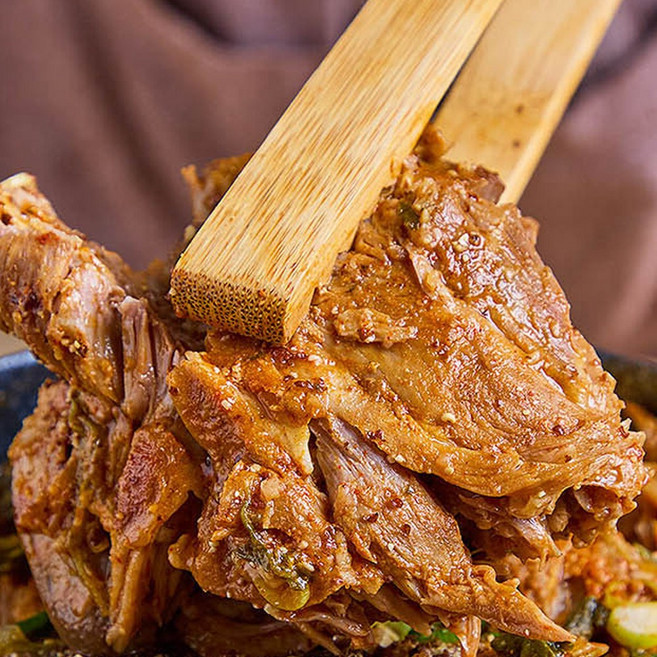 얼근한 국물 안주 뼈 해장국 밀키트 5kg, 1개