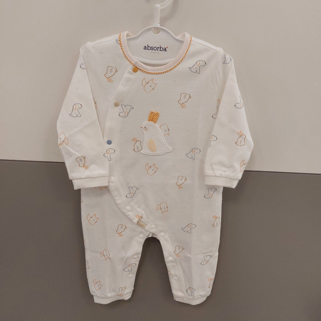 압소바 60수 순면 소재로 촉감이 좋은 단추 포인트 유아 우주복