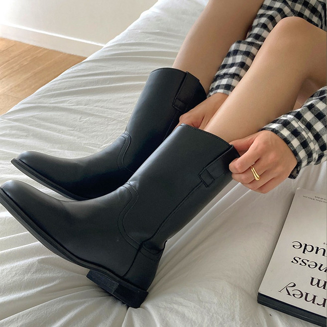 쉬즈콜 스웨이드 웨스턴 하프 미들 부츠