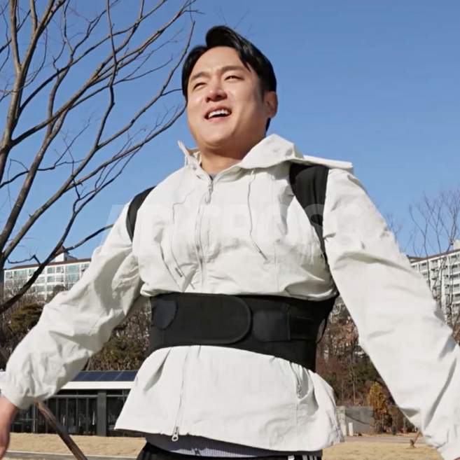 [인포벨]TV홈쇼핑정품 애드크로스 입는 테이핑 쭉쭉핏 어깨 자세 교정 굽은 허리 등 바른자세 지킴이, 1세트, 블랙