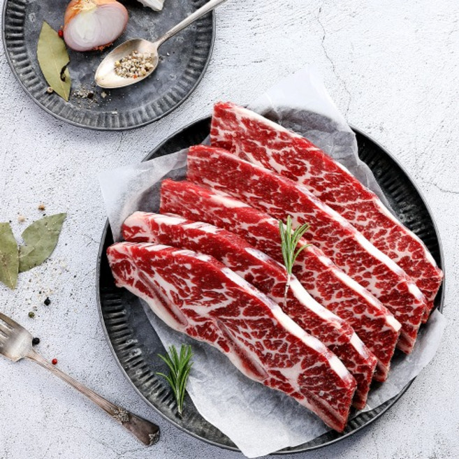 깔끔하게 손질된 LA갈비 1kg 3팩 미국산