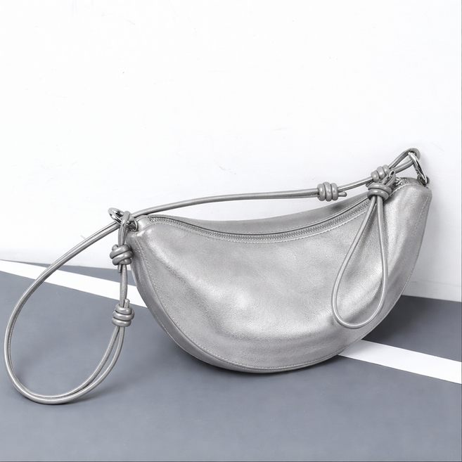 어니트 양가죽 반달 크로와상 데일리 여성 크로스백