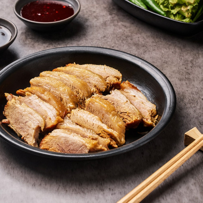 [1등 프랜차이즈 가문의 족발] 참나무 훈연 가브리 보쌈 300g, 1개