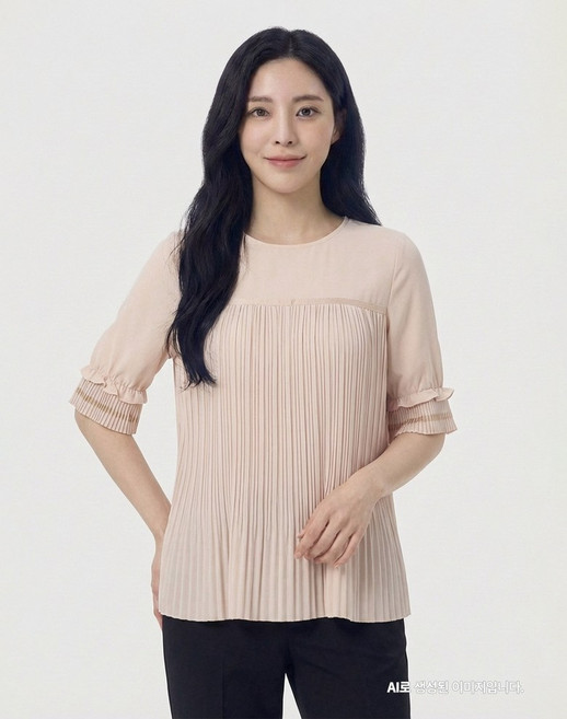 배색 라인 셔링 블라우스_HCCMTS106 1017503