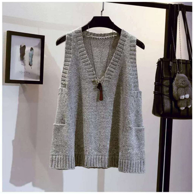 大尺碼針織馬甲背心 V領寬鬆毛衣女 秋冬加厚保暖無袖針織衫 S-5XL