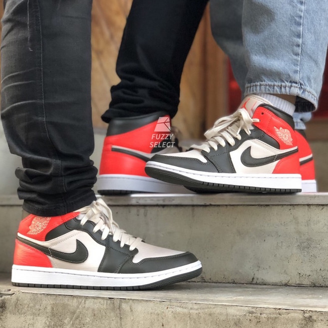 Air Jordan 1 Mid 女鞋 Newsprint 黑米紅 DQ6078-100, 下單後請注意商品諮詢可加速出貨此選項請勿下單