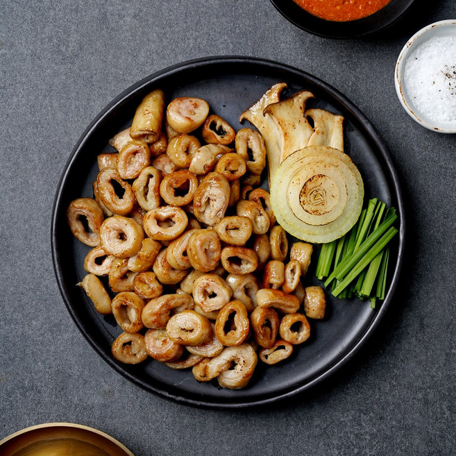 홍익상회 달고개 초벌막창 초벌 돼지 막창 구이 캠핑 술안주 야식, 2개, 320g