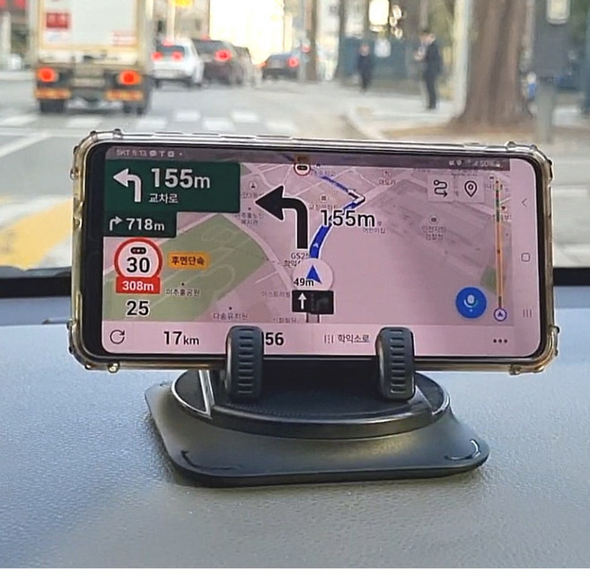 메디플러스 차량용 대쉬보드 휴대폰거치대 탈부착식 스마트폰 거치대 360도 회전식 SP-3, 네츄럴블랙, 1개