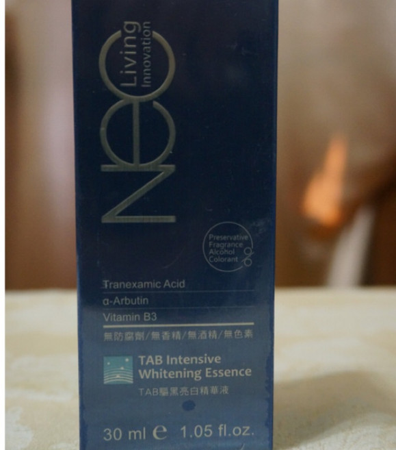 NEO living TAB驅黑亮白精華液（30ml/瓶）, 1個