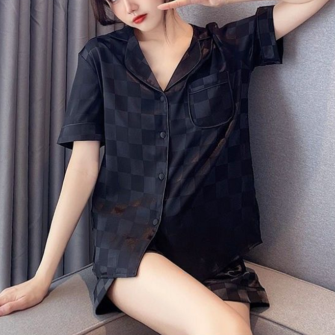 체인지쉬(change she) 여성 글로시 체크 반팔 투피스 잠옷 파자마 세트