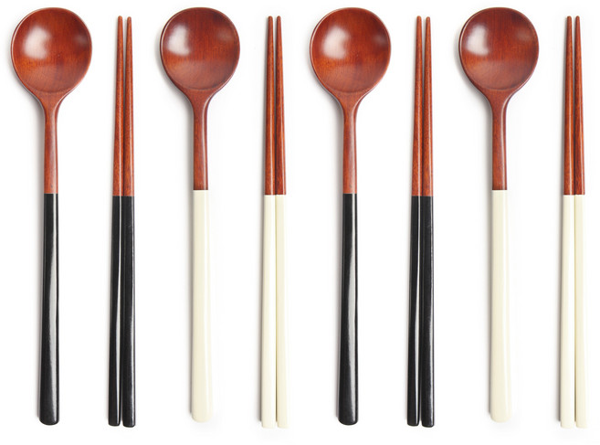 숨쉬는나무 옻칠 오방 달수저 4인세트, 흑색+흑색+백색+백색, 1세트, 오방달수저 4세트