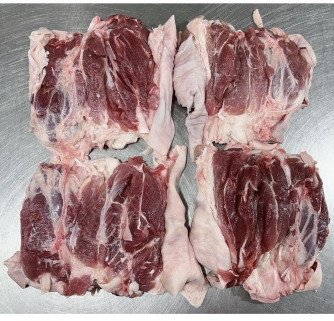 (한마음 미트) 국내산 한돈 쫄깃한껍질 덩어리 미사태 쫄데기 수육 찌개 장조림용 1KG이상 2KG이상 5kg이상 (냉동) 당일발송, 1개, 1kg