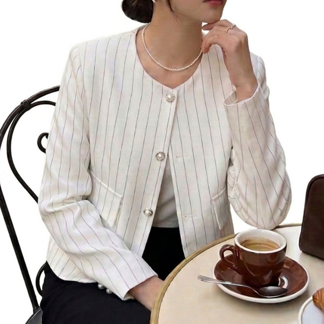 메리앤유 노카라 핀스트라이프 크롭 자켓 여성 라운드넥 세미정장 오피스룩