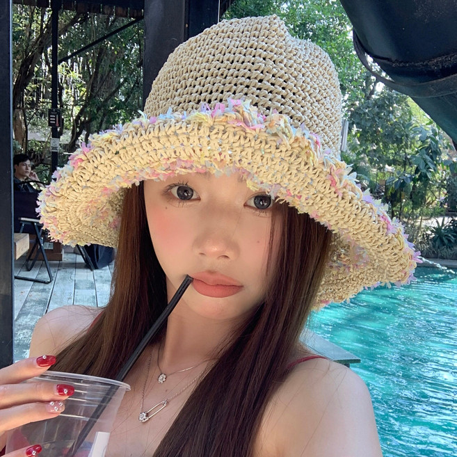 유유라키 웨이브 챙 밀짚 썬 버킷햇 라탄 모자