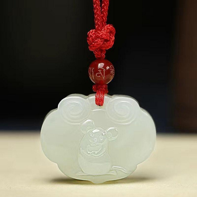 白玉和田玉十二生肖吊墜