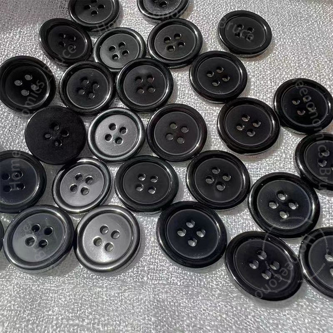 臺南出貨 樹脂細邊四眼鈕扣 白大褂襯衫工作服替換鈕扣 尺寸齊全